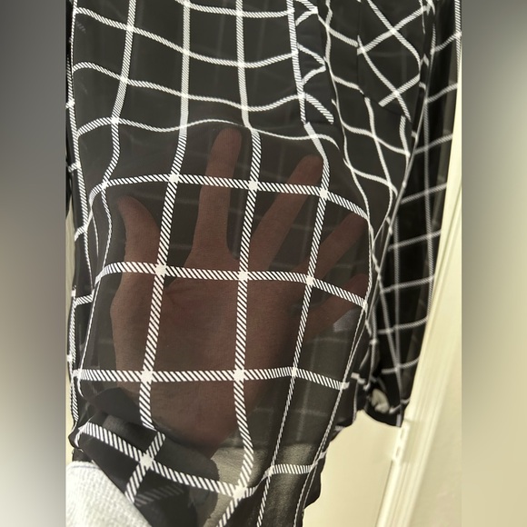 Merona Black White Stripes Long Sleeve Sheer V Neck Top Shirt. Size Medium - Picture 4 of 9